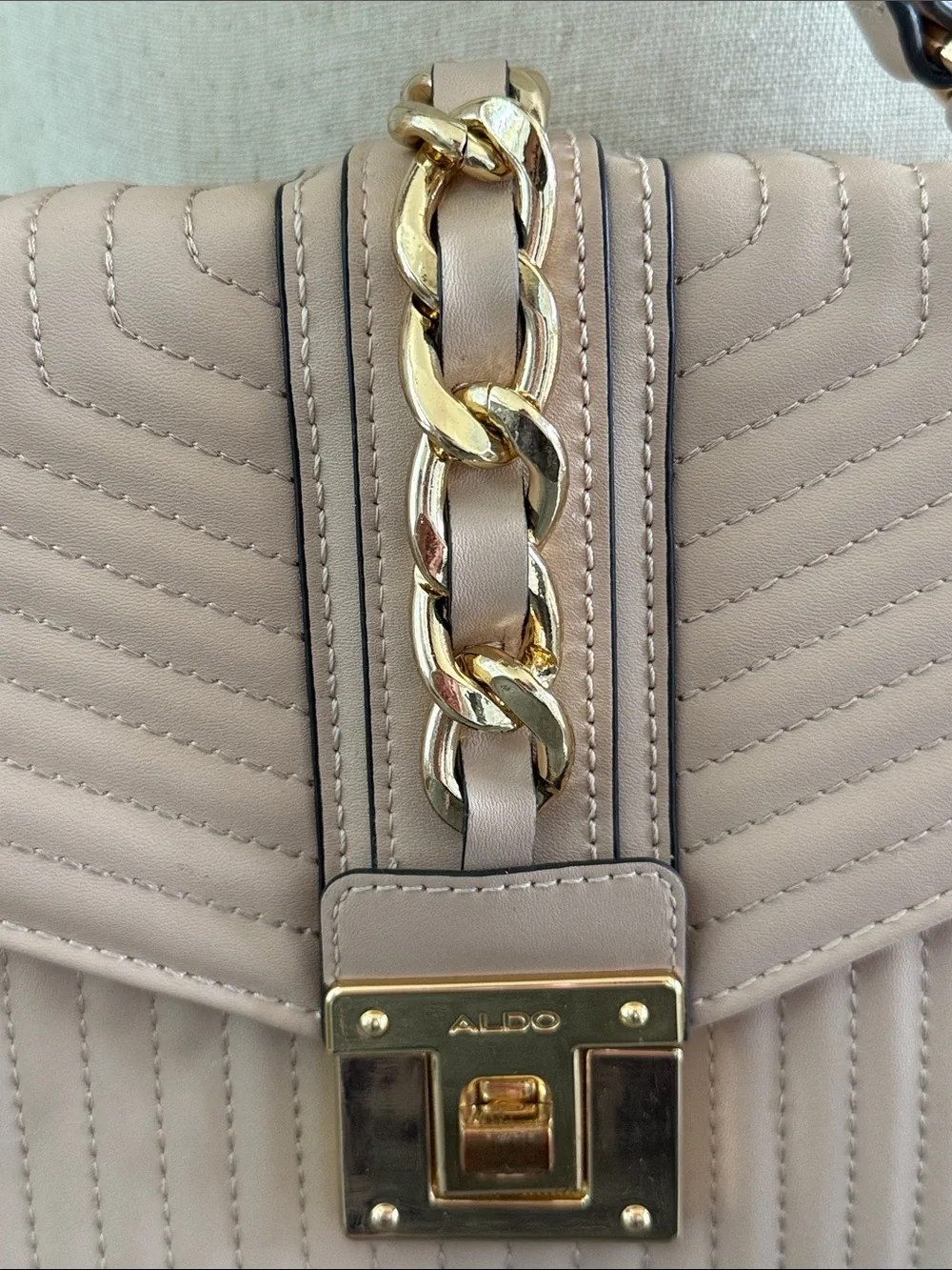 Aldo description elevate